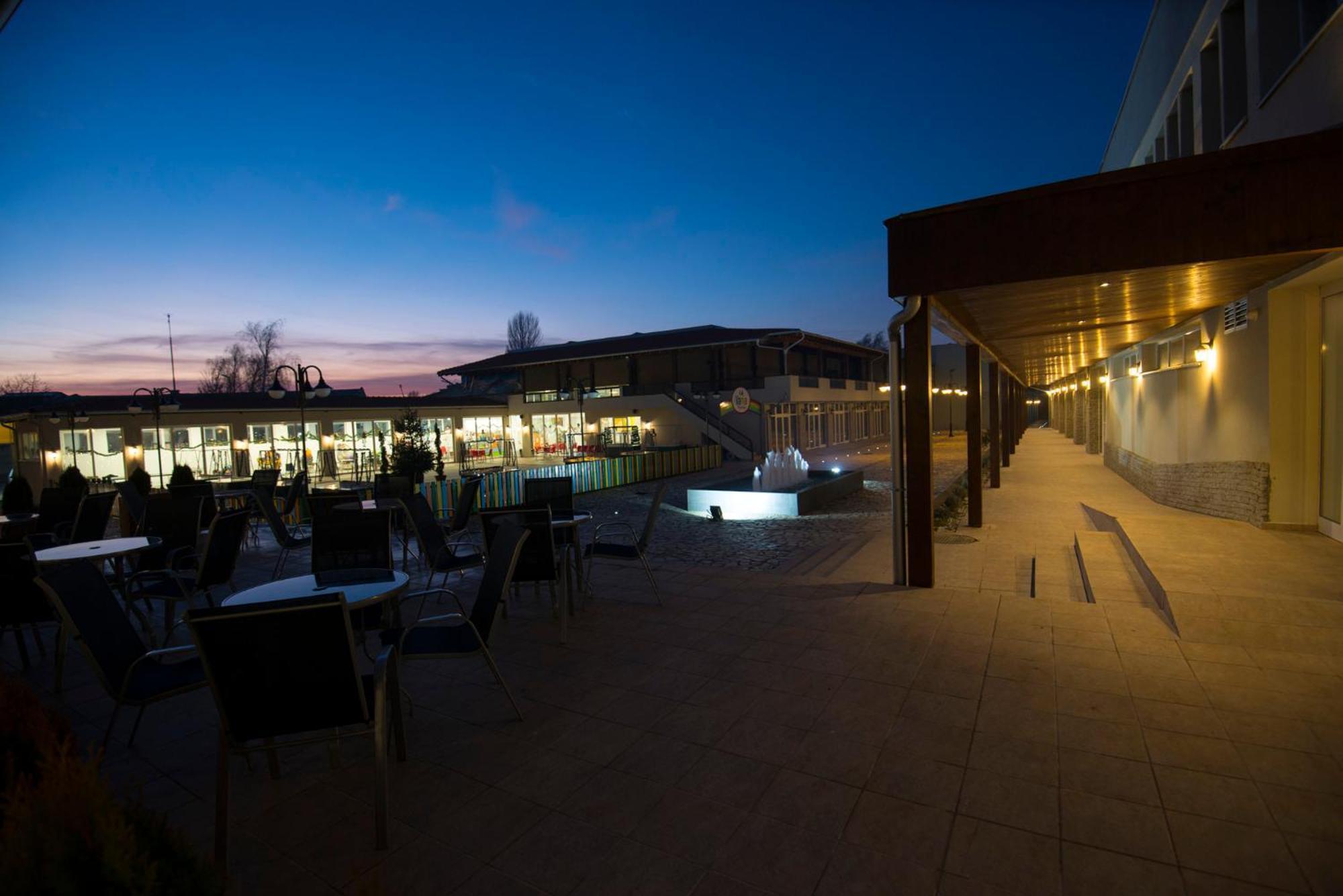 Hotel Village Охрид Екстер'єр фото